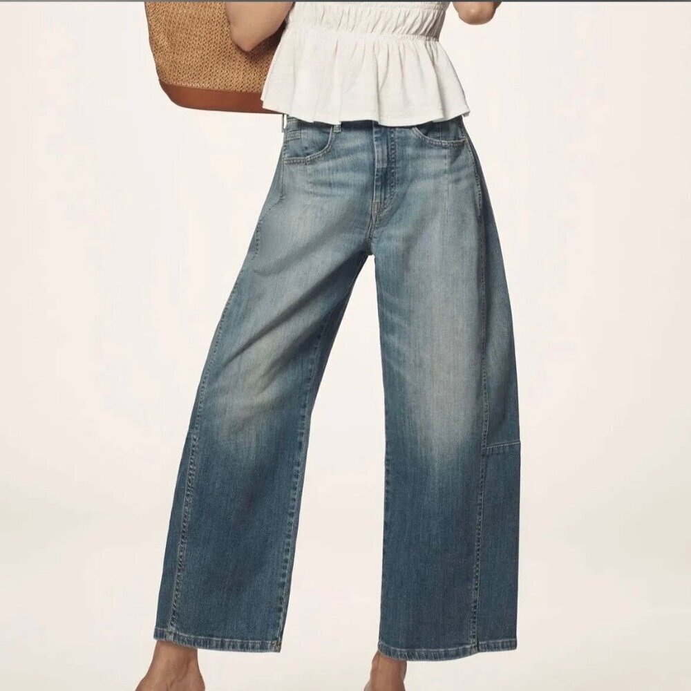 Forever 21 Horseshoe Jeans 27 Barrel Light Wash Boho Bohemian Casual